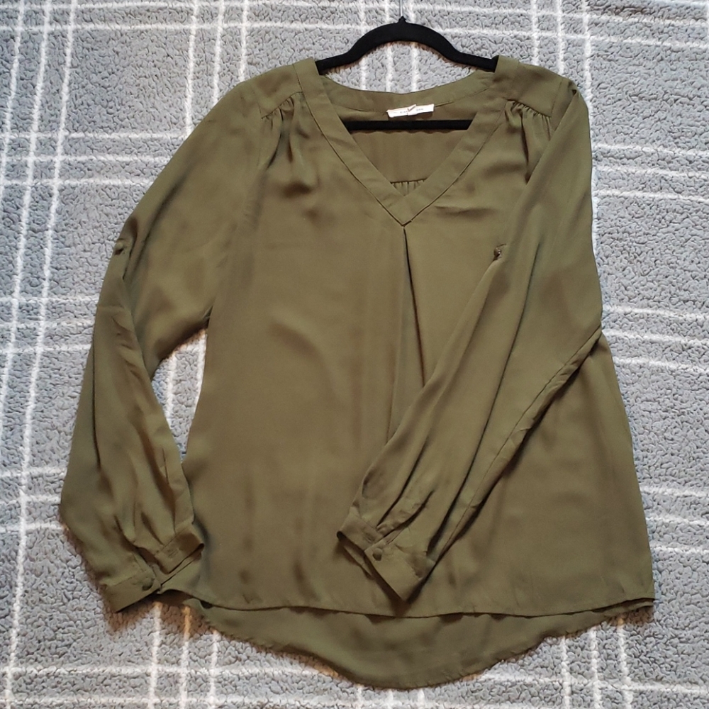 41 Hawthorn olive blouse, Large
